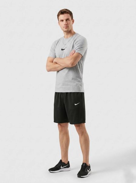 Чоловічий літній комплект Nike сірий меланж з футболкою та чорними шортами 394 фото