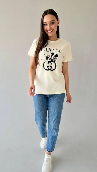 Жіноча літня футболка кулір Gucci молочна 9989 фото