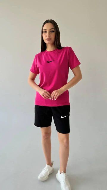 Жіночий літній комплект nike рожевий 406 фото