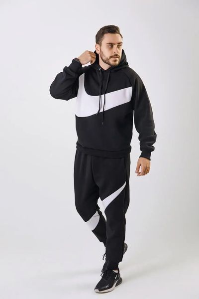 Чоловічий спортивний костюм Nike чорного кольору демісезонний трикотажний комплект норма брендовий набір світшот та штани 317 фото