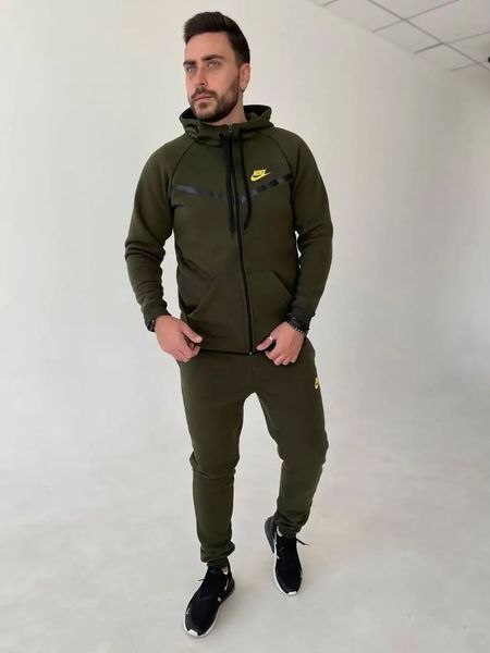 Чоловічий теплий спортивний костюм Nike кольору хакі на флісі 310 фото