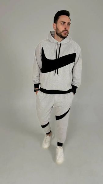 Костюм Nike сірий 356 фото