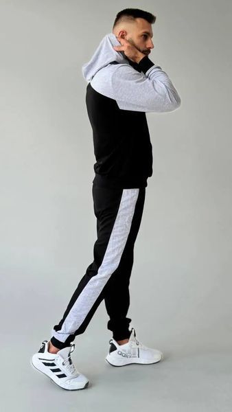 Чоловічий спортивний костюм Nike з світло-сірими вставками 441 фото